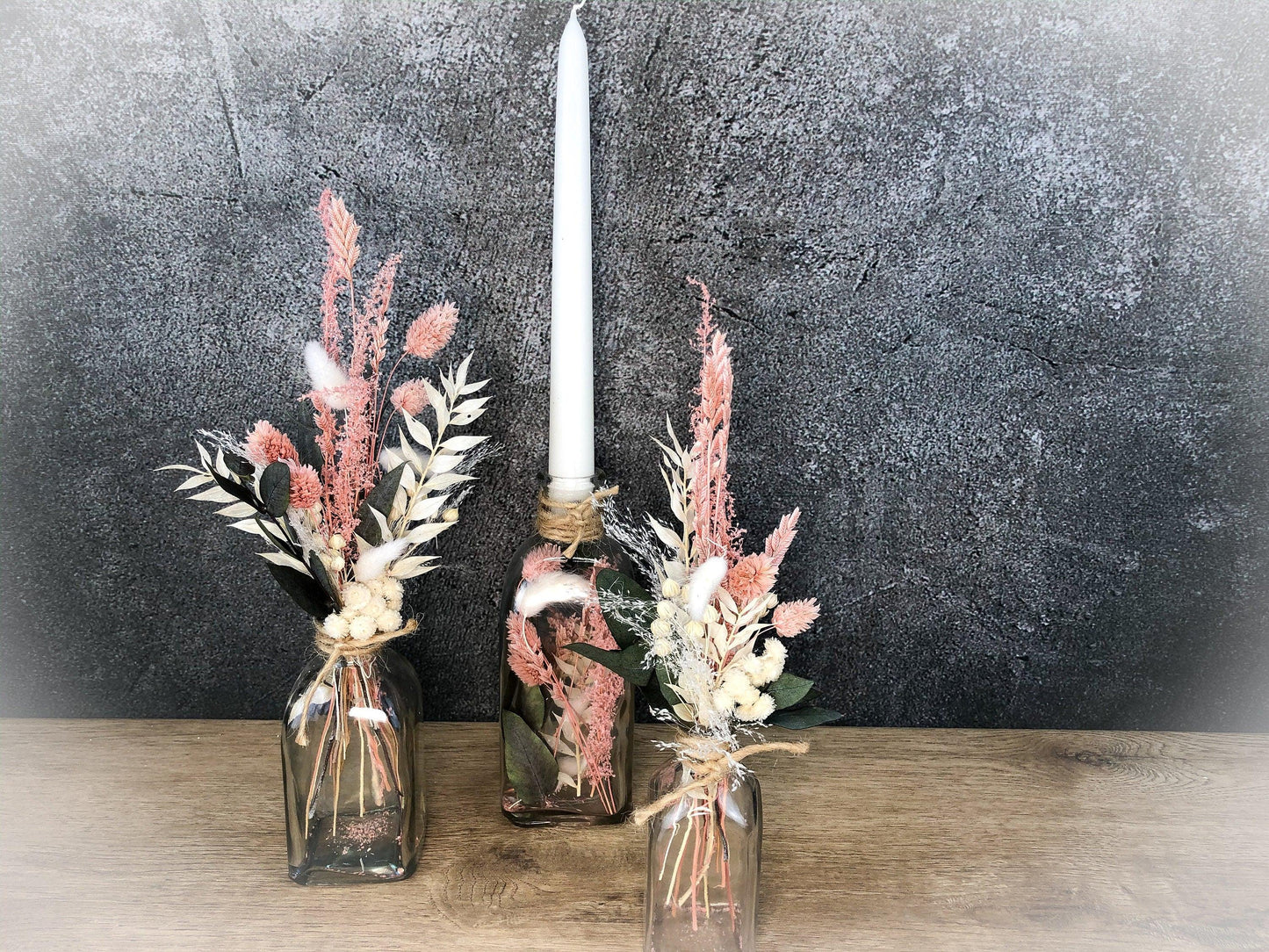 Trockenblumenstrauß mit Vase – Eukalyptus & Gräser natürlich & stilvol – Trockenblumen – SarahsFlowerStudio