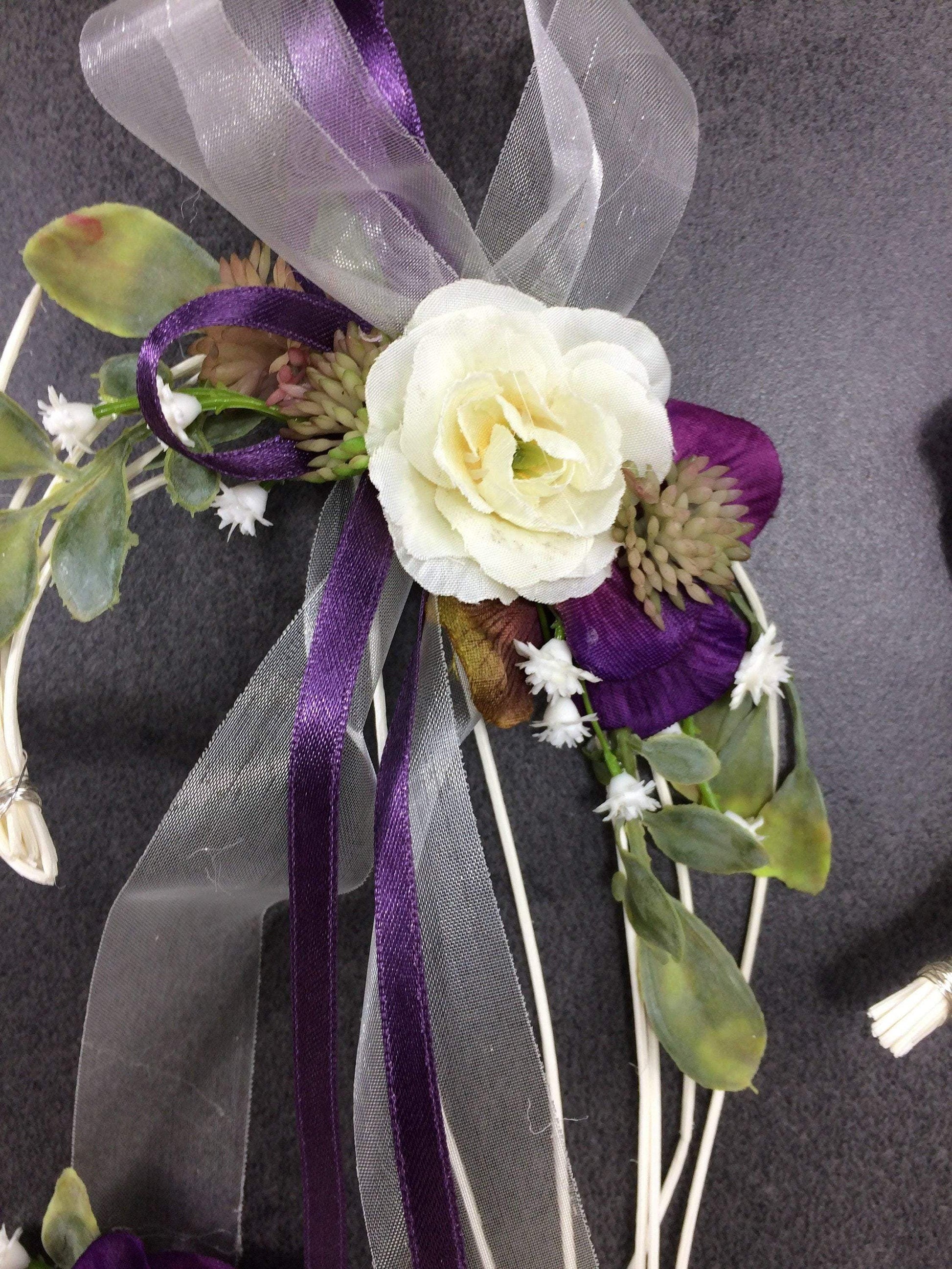 Autoschleife XXL für Seitenspiegel Kirchenbank Wunschfarbe große Schleife Dekoration Blumenschmuck Herz – handgemacht aus Seiden- und Kunstblumen, langlebig & pflegeleicht von SarahsFlowerStudio