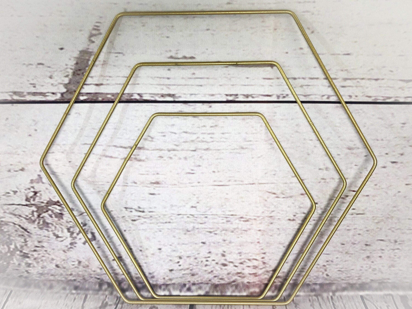 Hexagon Sechseck Metallring Ring Bastelring Basteln Metallhexagon Traumfänger Makramee Trockenblumen – handgemacht aus Seiden- und Kunstblumen, langlebig & pflegeleicht von SarahsFlowerStudio