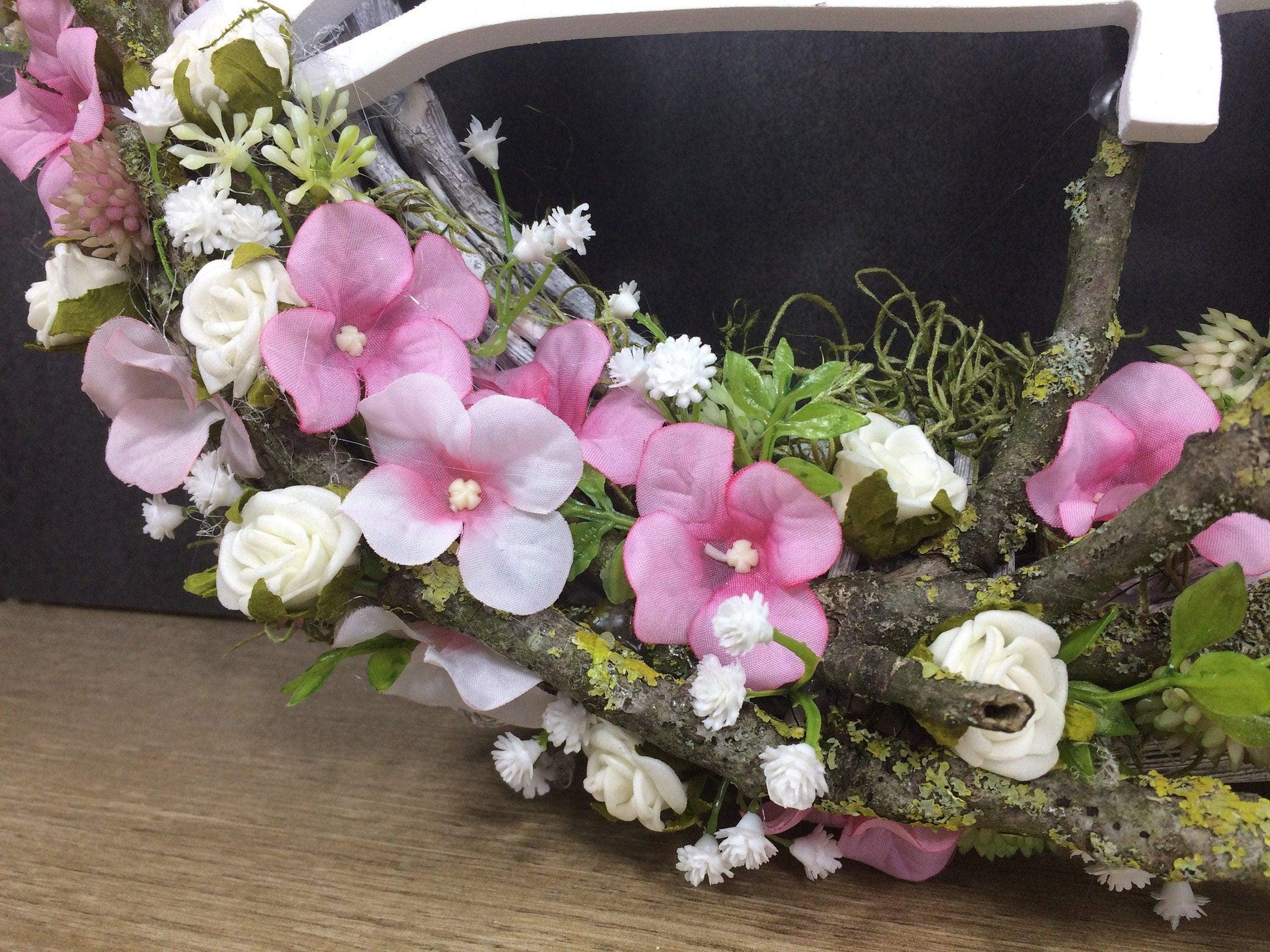 Türkranz 35cm Türdeko Türschmuck Vogel Vögel Hortensie Rosen Schleierkraut ZweigeModern ganzjährig Tür Schmuck Herbst – handgemacht aus Seiden- und Kunstblumen, langlebig & pflegeleicht von SarahsFlowerStudio