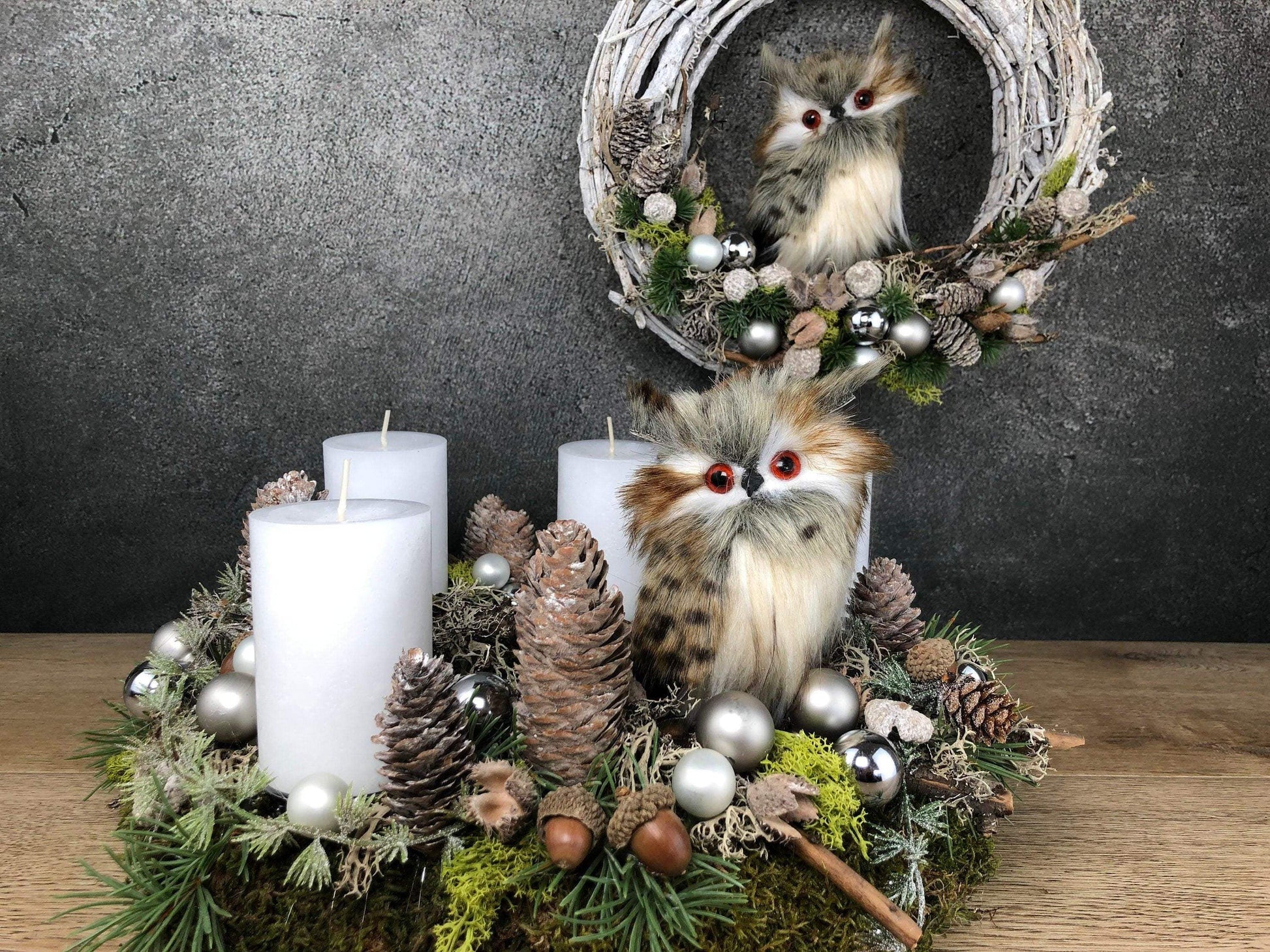 Advent Türkranz Türdeko Türschmuck Weihnachten Eule Kautz Moos Weide Zapfen mit LED – handgemacht aus Seiden- und Kunstblumen, langlebig & pflegeleicht von SarahsFlowerStudio