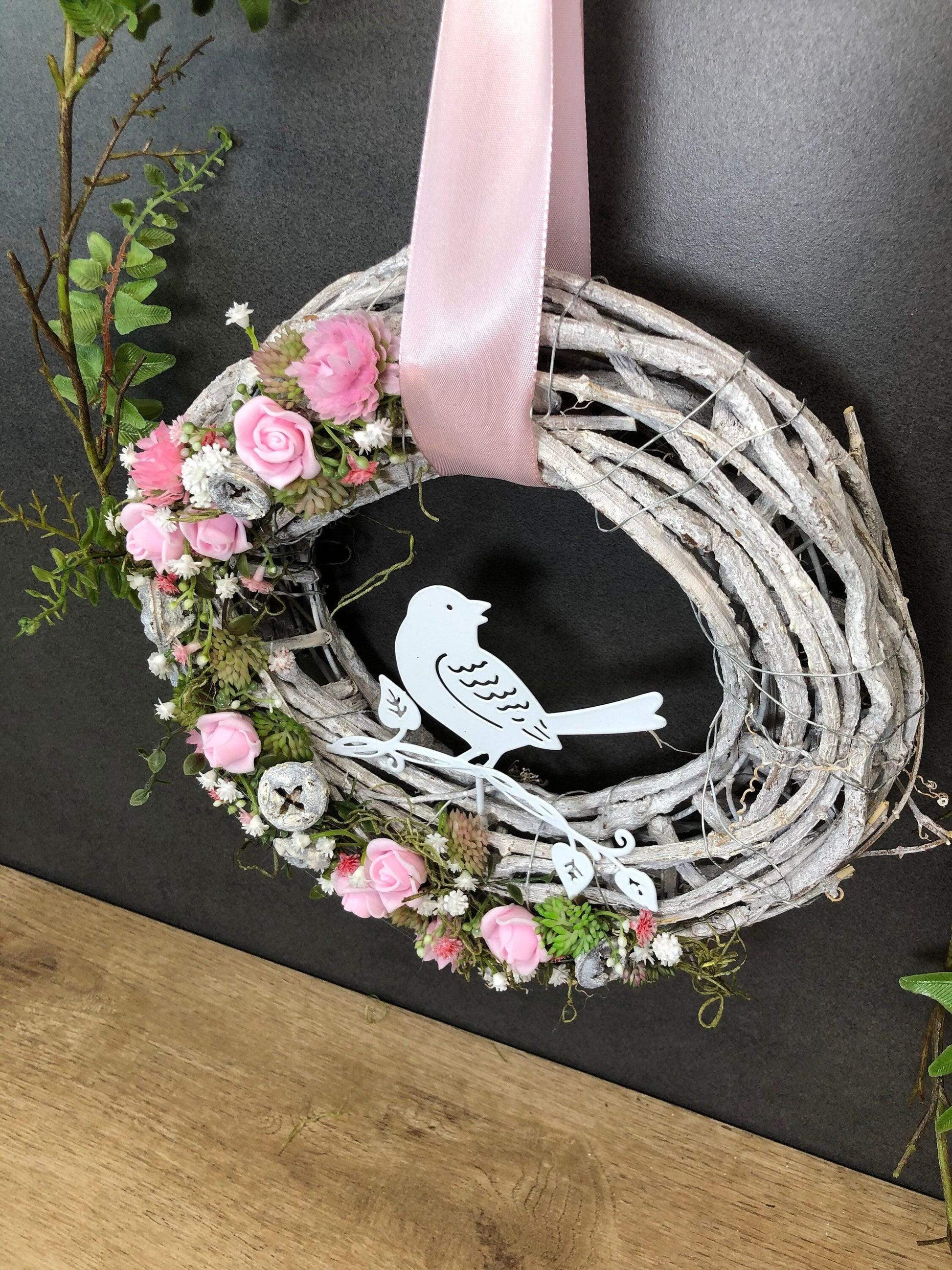 Türkranz Türdeko Türschmuck Modern Ganzjährig Vögel Vogel Rose Schleierkraut Band Tür Schmuck Herbst – handgemacht aus Seiden- und Kunstblumen, langlebig & pflegeleicht von SarahsFlowerStudio