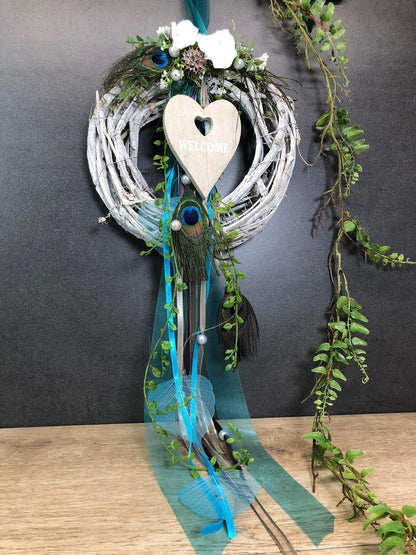 Türkranz Türdeko Türschmuck Modern Ganzjährig Pfauenfeder Pfau Pfauenauge Tür Schmuck Herbst – handgemacht aus Seiden- und Kunstblumen, langlebig & pflegeleicht von SarahsFlowerStudio