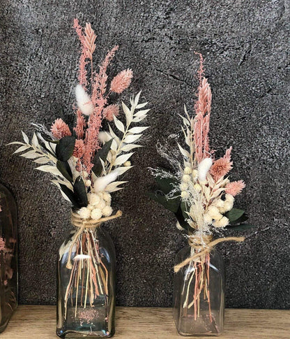 Tischdeko-OHNE VASE- Blumen Tischgesteck Strauß Gräser Trockenblumen Trockenmaterial Natur natürlich dried bouquet dried Flowers – handgemacht aus Seiden- und Kunstblumen, langlebig & pflegeleicht von SarahsFlowerStudio