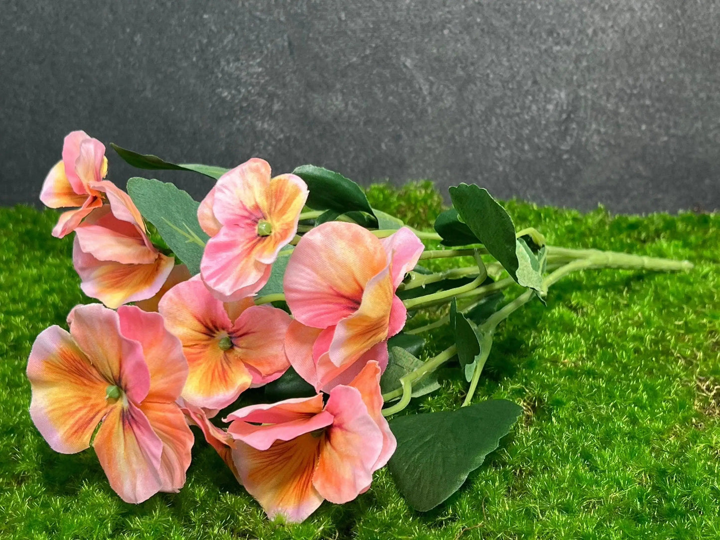 Stiefmütterchen Veilchen Viola Hornveilchen real touch Seidenblumen künstliche künstlich Faux Flower Pick – handgemacht aus Seiden- und Kunstblumen, langlebig & pflegeleicht von SarahsFlowerStudio