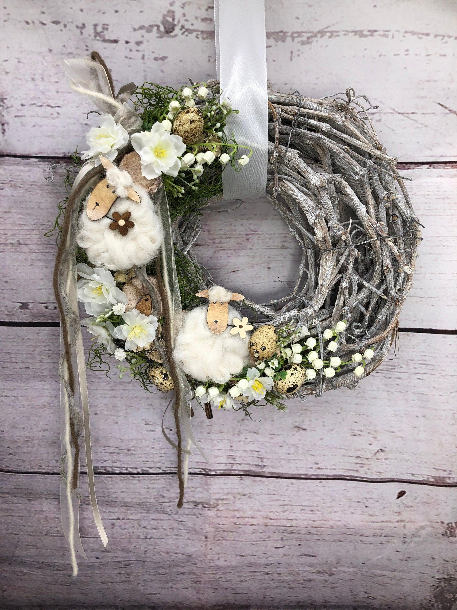 Türkranz Frühling Schafe & Maiglöckchen – Seidenblumen Osterdeko handgefertigt – Türkranz – SarahsFlowerStudio