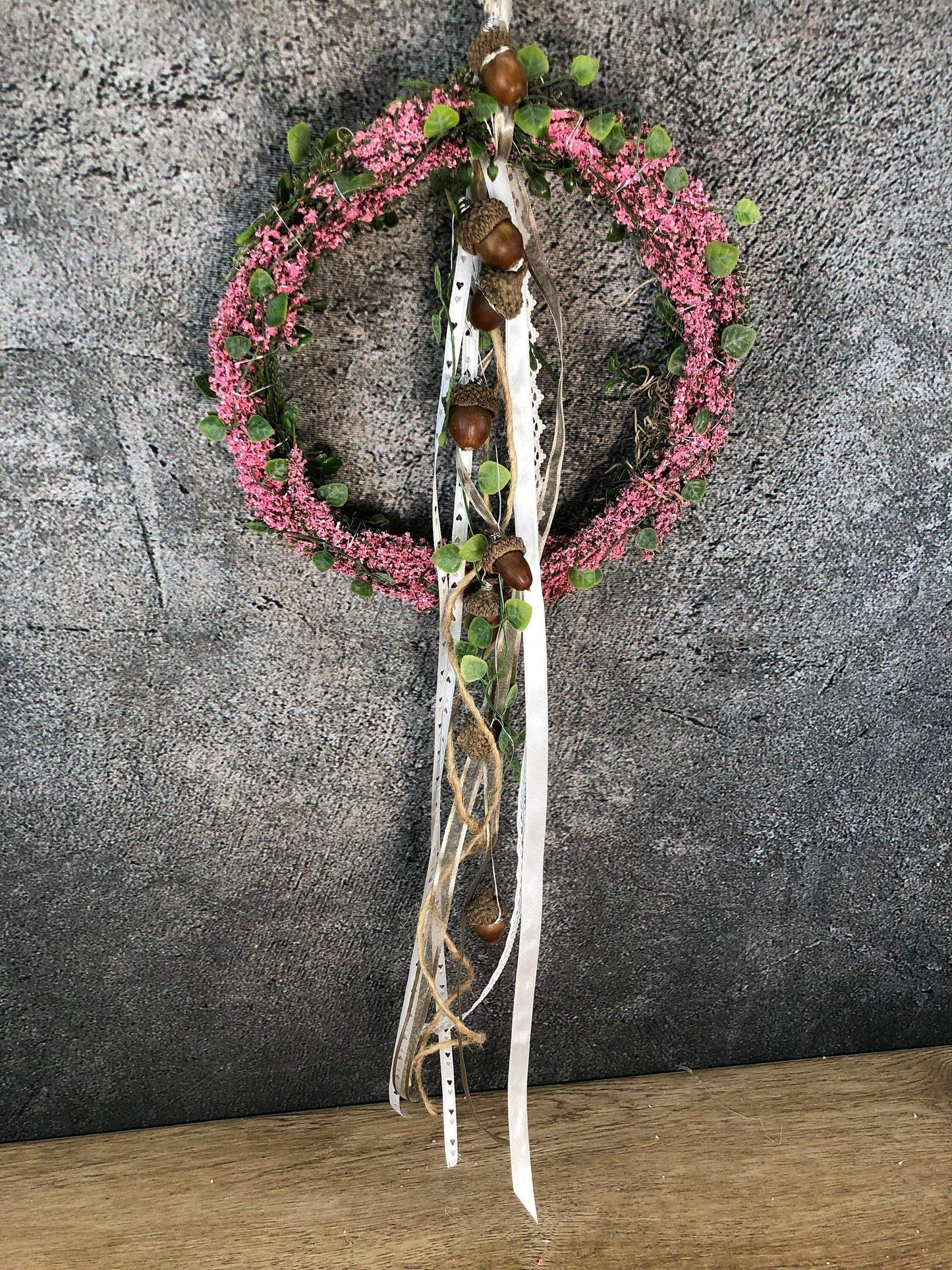 Türkranz Heide Erika Herz Eicheln Eichel Herbst Herbstlich Türschmuck Modern Wunschfarbe Wunschgröße Tür Schmuck ganzjährig – handgemacht aus Seiden- und Kunstblumen, langlebig & pflegeleicht von SarahsFlowerStudio