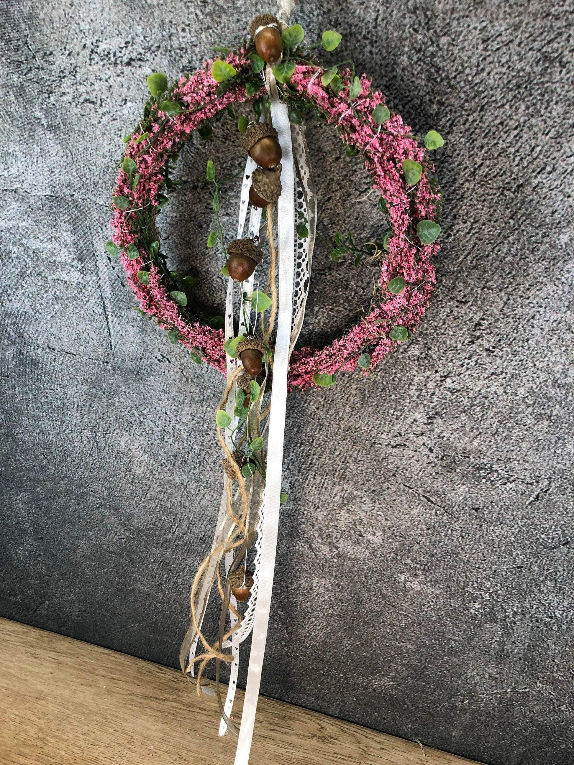 Türkranz Heide Erika Herz Eicheln Eichel Herbst Herbstlich Türschmuck Modern Wunschfarbe Wunschgröße Tür Schmuck ganzjährig – handgemacht aus Seiden- und Kunstblumen, langlebig & pflegeleicht von SarahsFlowerStudio