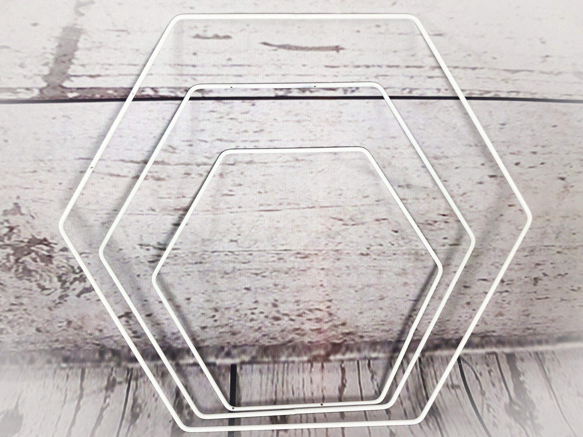 Hexagon Sechseck Metallring Ring Bastelring Basteln Metallhexagon Traumfänger Makramee Trockenblumen – handgemacht aus Seiden- und Kunstblumen, langlebig & pflegeleicht von SarahsFlowerStudio
