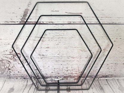 Hexagon Sechseck Metallring Ring Bastelring Basteln Metallhexagon Traumfänger Makramee Trockenblumen – handgemacht aus Seiden- und Kunstblumen, langlebig & pflegeleicht von SarahsFlowerStudio