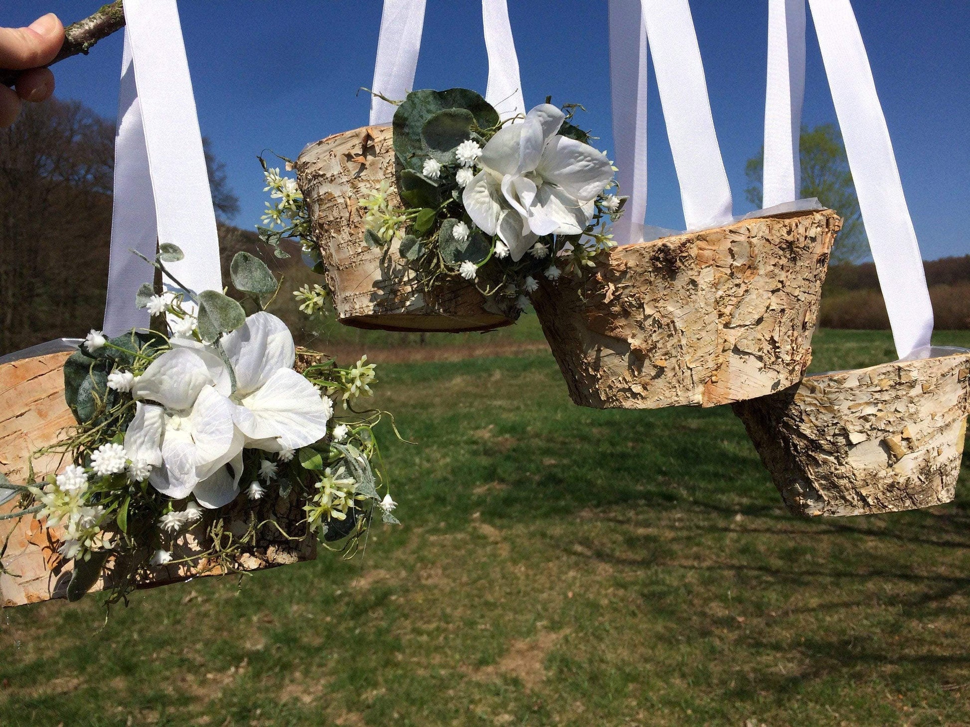 Blumenmädchen Korb Blumenmädchen Korb Blumenkörbchen Streukörbchen Blumenstreukörbchen Birke Eukalyptus Hortensie – handgemacht aus Seiden- und Kunstblumen, langlebig & pflegeleicht von SarahsFlowerStudio