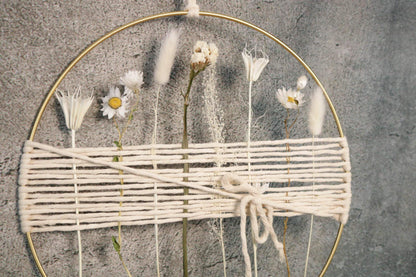 Türkranz Kranz Ring Gräser Wandkranz Trockenblumen Natur natürlich Hoop Fensterdeko – handgemacht aus Seiden- und Kunstblumen, langlebig & pflegeleicht von SarahsFlowerStudio