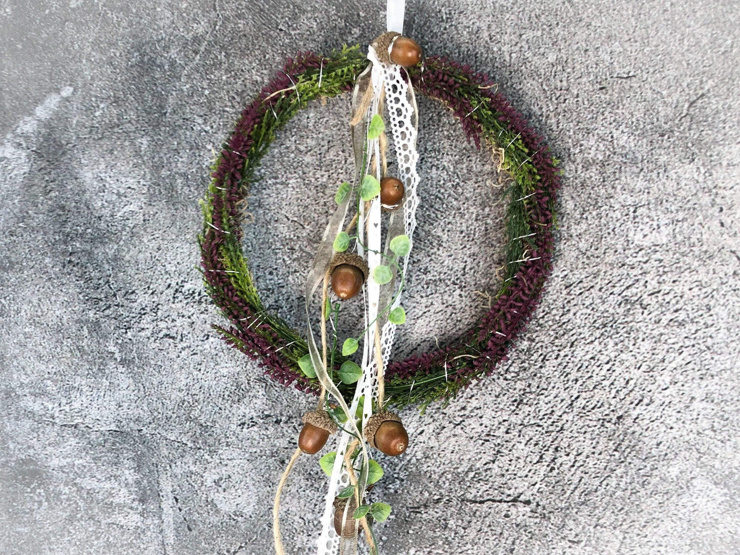 Türkranz Heide Erika Herz Eicheln Eichel Herbst Herbstlich Türschmuck Modern Wunschfarbe Wunschgröße Tür Schmuck ganzjährig – handgemacht aus Seiden- und Kunstblumen, langlebig & pflegeleicht von SarahsFlowerStudio