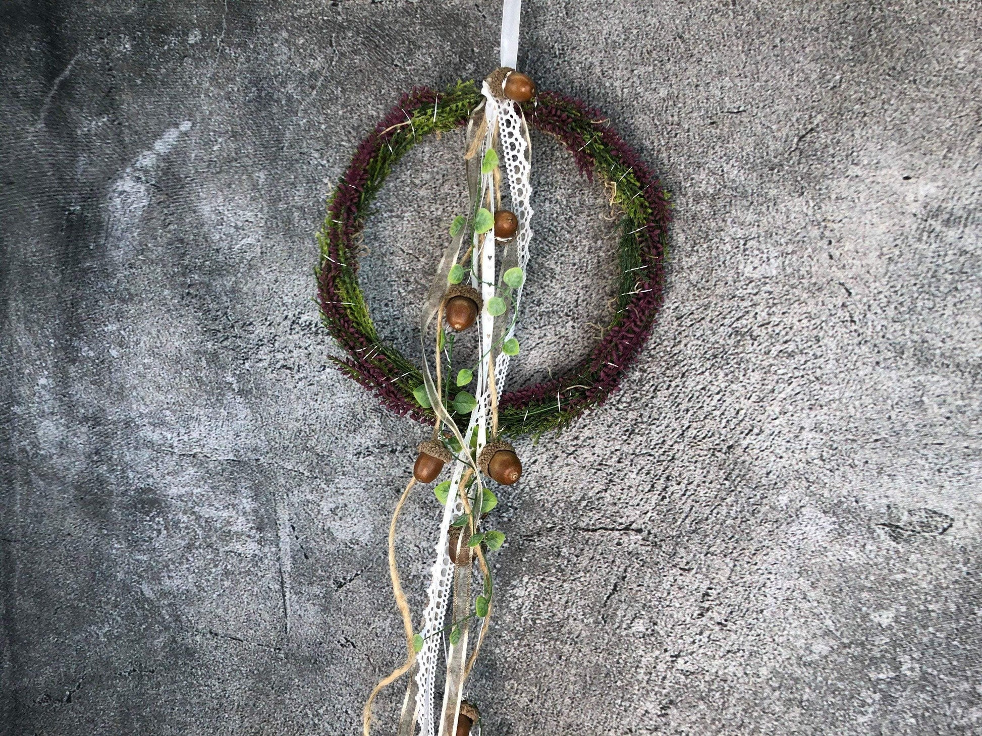 Türkranz Heide Erika Herz Eicheln Eichel Herbst Herbstlich Türschmuck Modern Wunschfarbe Wunschgröße Tür Schmuck ganzjährig – handgemacht aus Seiden- und Kunstblumen, langlebig & pflegeleicht von SarahsFlowerStudio