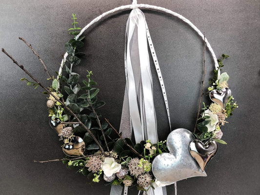 Türkranz ganzjährig Modern Türdeko Tür Schmuck Wunschgröße ganzjährig Muttertag Valentinstag Herz Boho Skelettblätter Band Filz Spitzenband – handgemacht aus Seiden- und Kunstblumen, langlebig & pflegeleicht von SarahsFlowerStudio