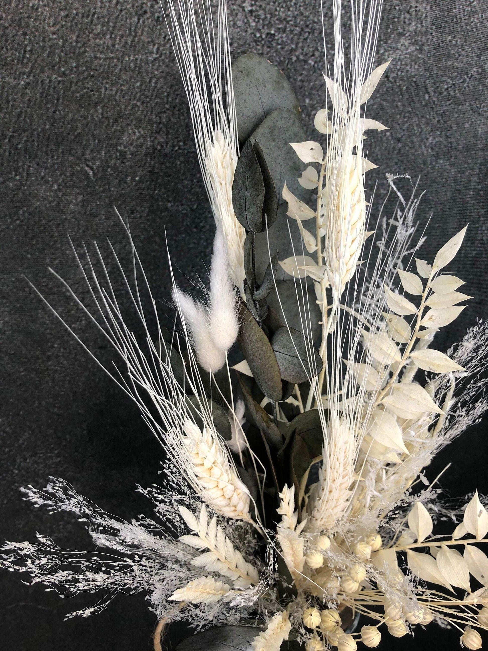 Trockenblumenstrauß Strauß Gräser mit Exoten Eukalyptus Gräser Trockenblumen Trockenmaterial Natur natürlich dried bouquet dried Flowers – handgemacht aus Seiden- und Kunstblumen, langlebig & pflegeleicht von SarahsFlowerStudio