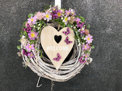 Türkranz Türdeko Türschmuck Herz Welcome Modern ganzjährig Tür Schmuck Schmetterling Herbst – handgemacht aus Seiden- und Kunstblumen, langlebig & pflegeleicht von SarahsFlowerStudio