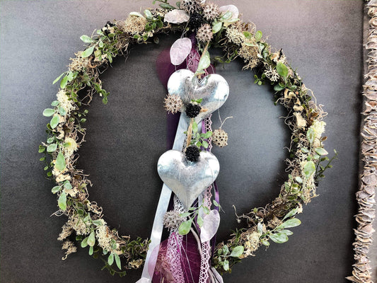 Türkranz ganzjährig Modern Türdeko Tür Schmuck Wunschgröße ganzjährig Herz Boho Skelettblätter Band Filz Spitzenband – handgemacht aus Seiden- und Kunstblumen, langlebig & pflegeleicht von SarahsFlowerStudio