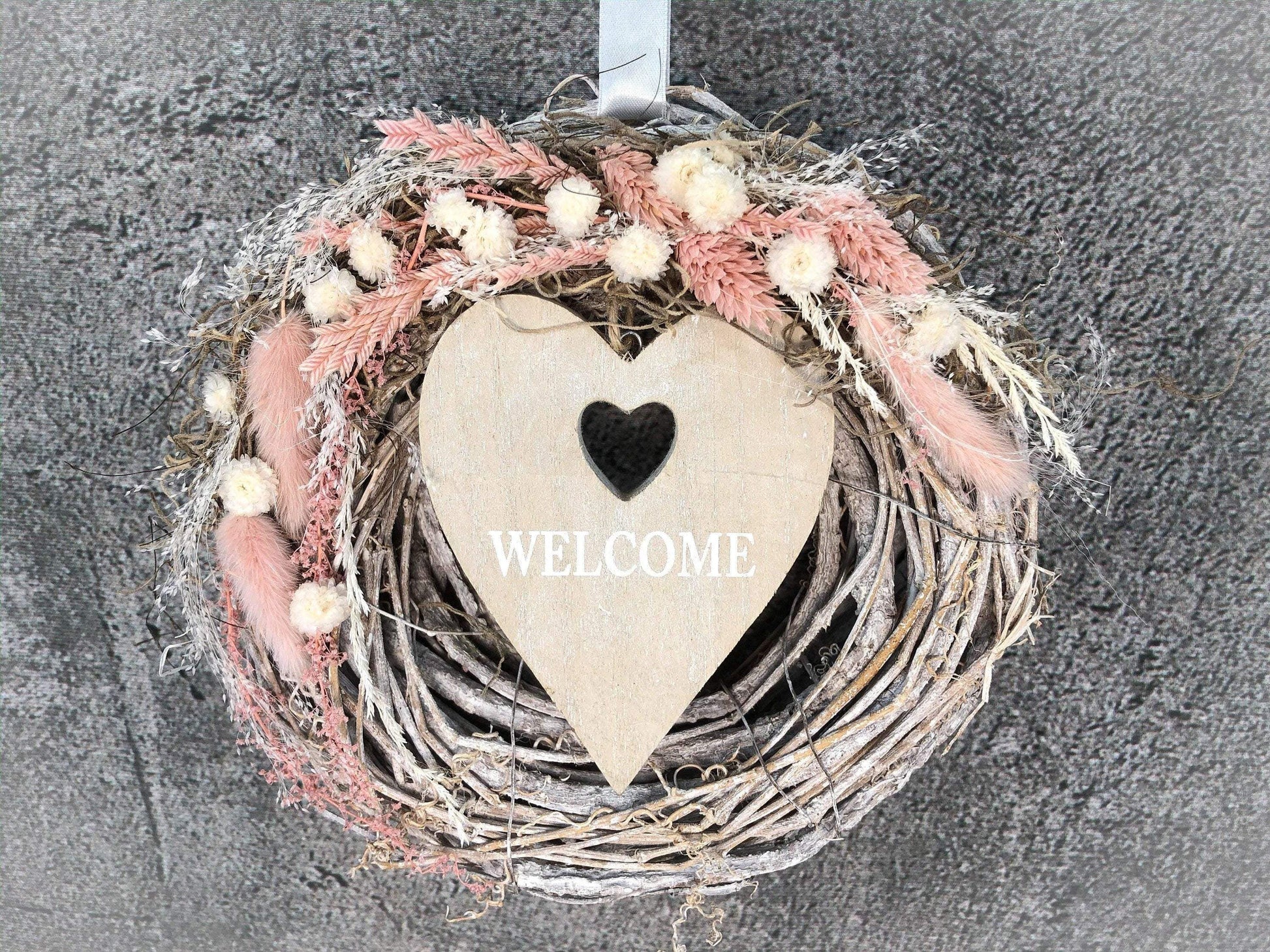 Türkranz Kranz Türschmuck Welcome Herz Gräser Herbst Herbstlich Trockenblumen Trockenmaterial Natur natürlich dried bouquet dried Flowers – handgemacht aus Seiden- und Kunstblumen, langlebig & pflegeleicht von SarahsFlowerStudio