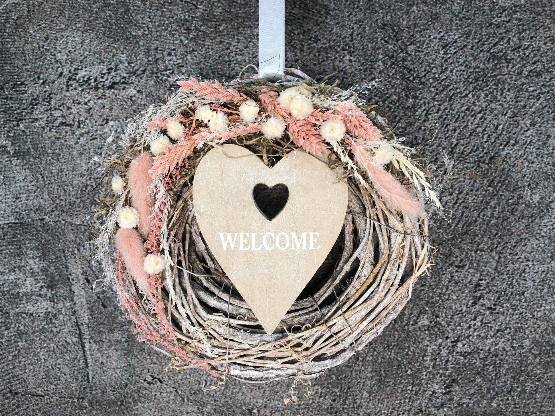 Türkranz Kranz Türschmuck Welcome Herz Gräser Herbst Herbstlich Trockenblumen Trockenmaterial Natur natürlich dried bouquet dried Flowers – handgemacht aus Seiden- und Kunstblumen, langlebig & pflegeleicht von SarahsFlowerStudio