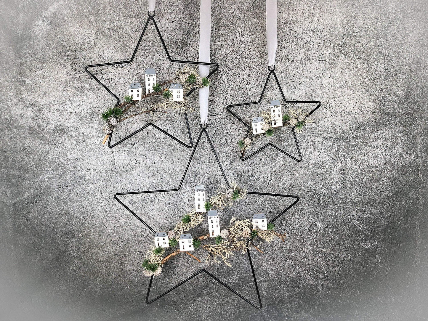 Stern Fensterdeko Häuser Haus Türkranz Advent Modern Ring Fenster Fensterschmuck Deko Weihnachten Wandschmuck – handgemacht aus Seiden- und Kunstblumen, langlebig & pflegeleicht von SarahsFlowerStudio