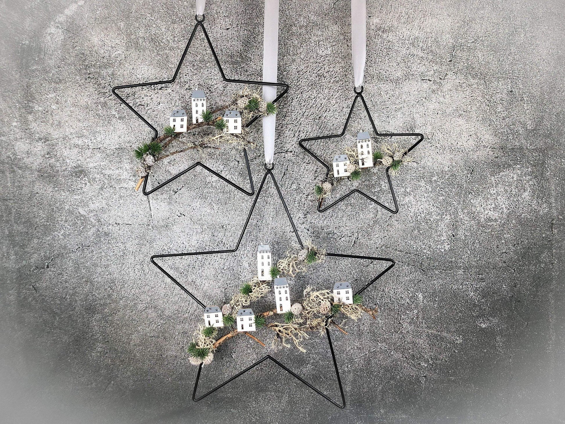 Stern Fensterdeko Häuser Haus Türkranz Advent Modern Ring Fenster Fensterschmuck Deko Weihnachten Wandschmuck – handgemacht aus Seiden- und Kunstblumen, langlebig & pflegeleicht von SarahsFlowerStudio