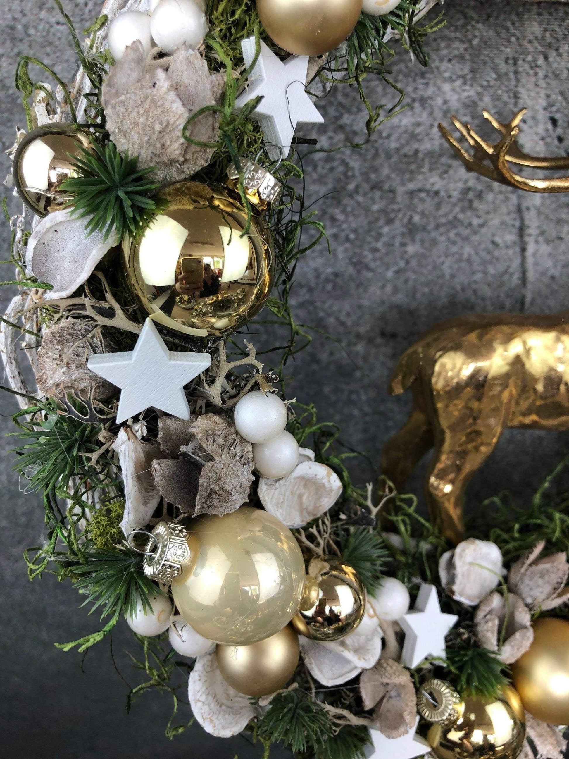 Türkranz Türdeko Türschmuck Weihnachten Weidenkranz Hirsch Zapfen Stern Tanne Band Modern – handgemacht aus Seiden- und Kunstblumen, langlebig & pflegeleicht von SarahsFlowerStudio